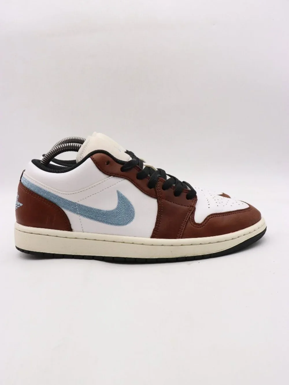 Nike Air Jordan Retro 1 Men's Size 9 Low White Blue Grey Brown FQ7832-142